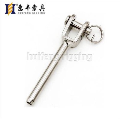 スワージフォーク端子